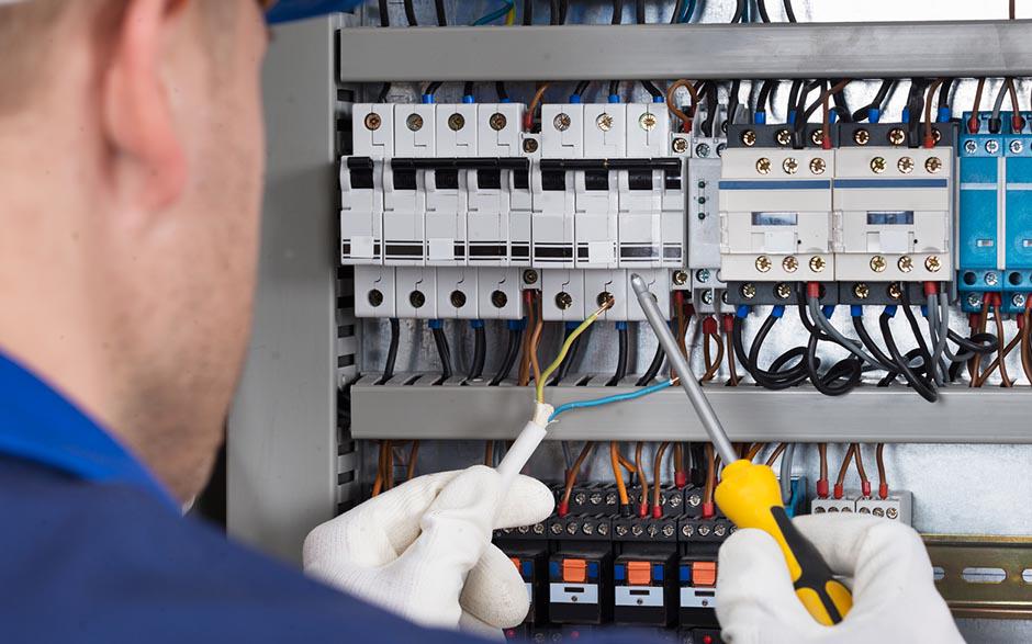 cherche électricien pas cher Gargenville